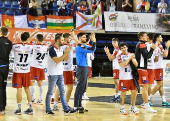 El Ciudad de Logroño inicia con Délcio Pina su reconstrucción