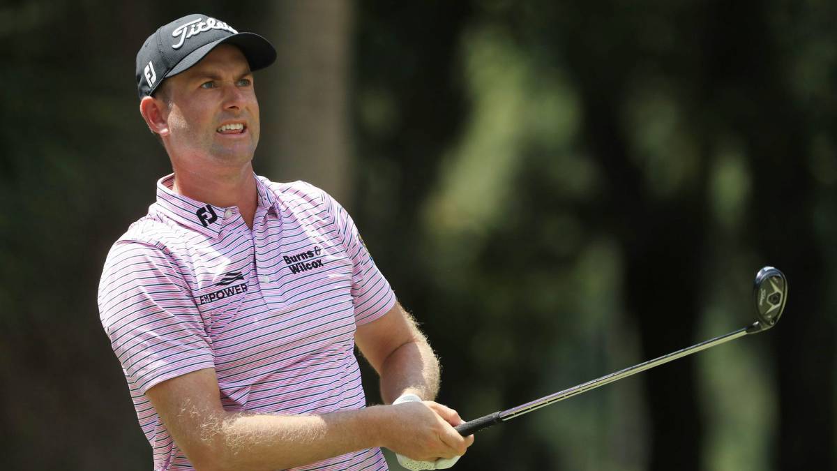 Golf: Webb Simpson, líder provisional; Muñoz y García ...