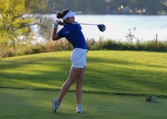 Teresa Toscano logra su primer título universitario en EEUU