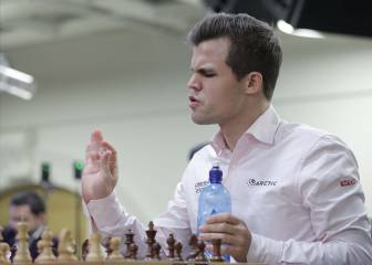 Carlsen aplasta a Nepo y se lleva el torneo Leyendas del Ajedrez