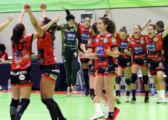 La tensión de las jugadoras reemplaza al público en la Copa