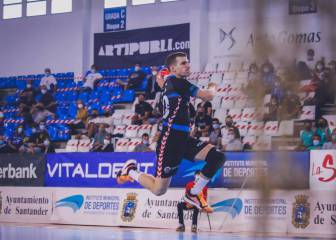 El Sinfín logra la victoria con
una ataque final del pizarra