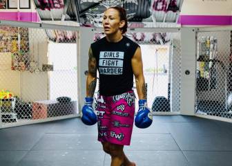 Cyborg entra en escena