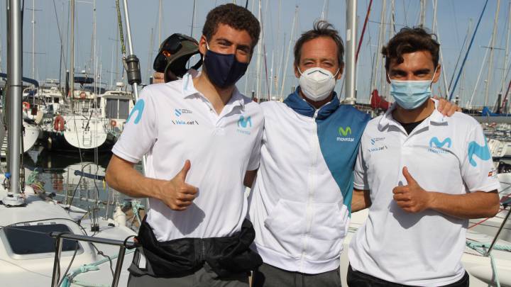 Iker Martínez ayuda en Getxo al equipo olímpico de 470 a reparar
Tokio 2020