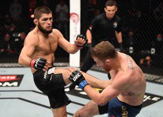 Khabib muestra las fracturas previas al combate con Gaethje