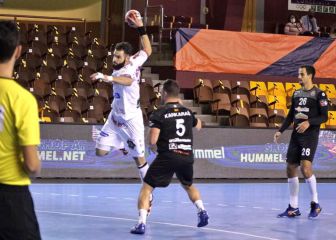 Cuatro días en bus por media Europa para una hora de partido