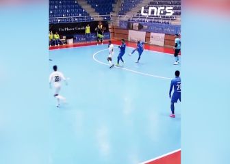 El golazo de Nano que sigue dando la vuelta al mundo: es la volea perfecta desde su campo