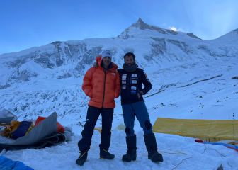 Alex Txikon llega al campo base del Manaslu