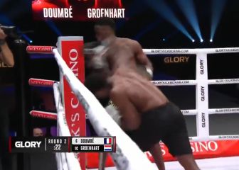 Atentos a su cara cuando está en el suelo: el durísimo golpe que noqueó a este boxeador