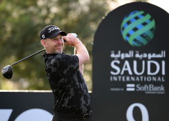 Fox y Gallacher, primeros líderes tras jornada incompleta