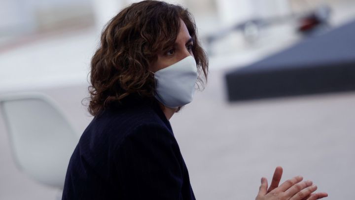 Lozano confía en que la vacunación facilite la presencia público en recintos deportivos