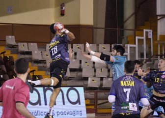 Castro guía al Puente Genil al triunfo en León ante el Ademar