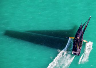 Luna Rossa y Emirates Team New Zealand se abonan al empate