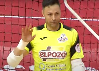 Juanjo detiene tres penaltis y mete a ElPozo en la Final Four