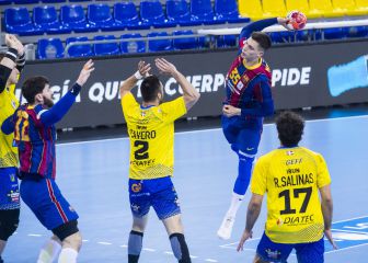 El Barça acaricia el título tras derrotar al Bidasoa, segundo