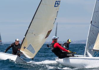 Cardona firma un martes estelar y es líder del Europeo de Finn