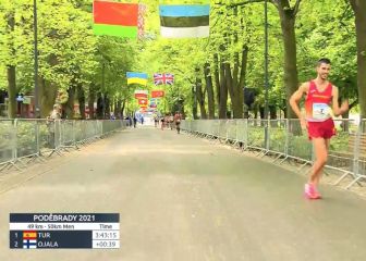Tur gana los 50 km y España logra el oro europeo en 20 km