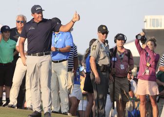 ¿Cuánto dinero se lleva de premio Mickelson por ganar el PGA Championship?