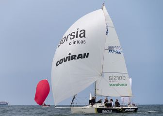 El 'Dorsia Coviran', primer líder de 'II International Sailing Cup' de Getxo