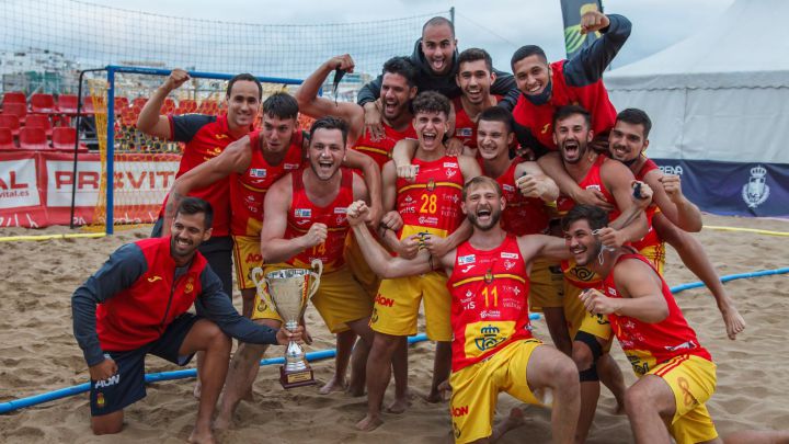 Selección españolas de balonmano playa.