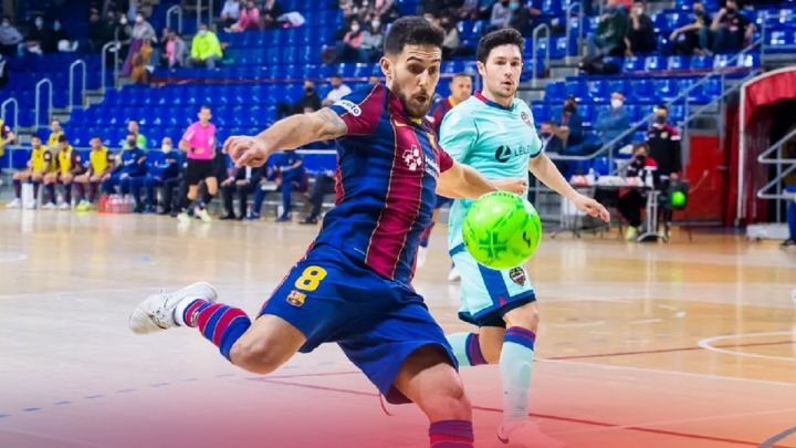 Inédita batalla por el título entre Barça y Levante