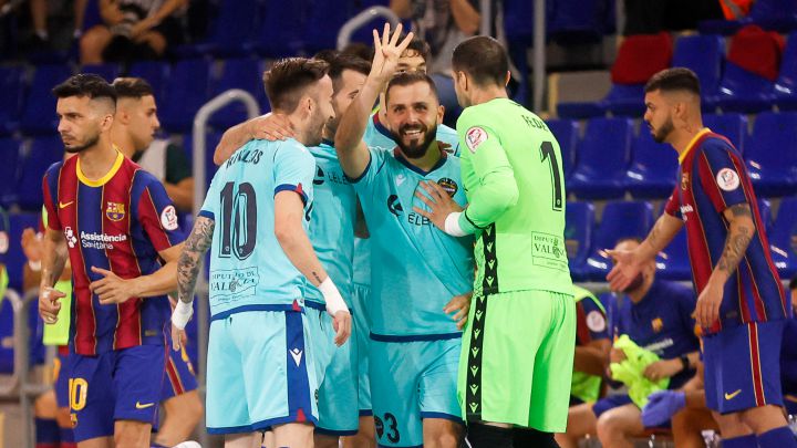 El Levante gana en penaltis al Barça el primer punto de la final