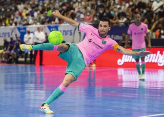 Dyego lleva la final al tercer asalto tras salvar el match ball