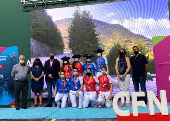 Salsamendi-Ruiz de Larramendi y Arraiza-Gaminde, con las txapelas del Comunidad Foral de Navarra