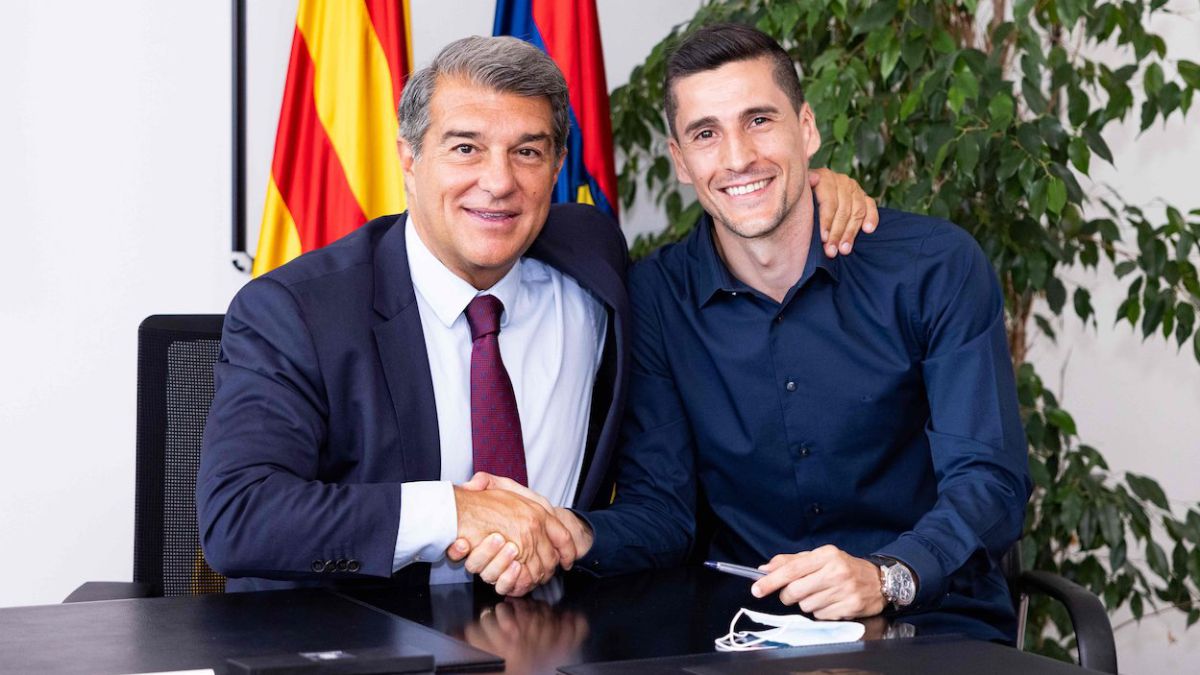 Ortiz: "Lo daré todo en el Barça como hice 12 años en el Inter" - Vimarsana News