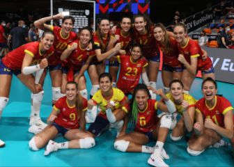 España logra ante Grecia el primer triunfo en el Europeo