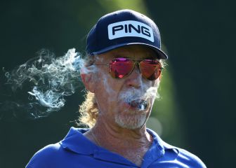 Jiménez y su característico cigarro, en Virginia Water