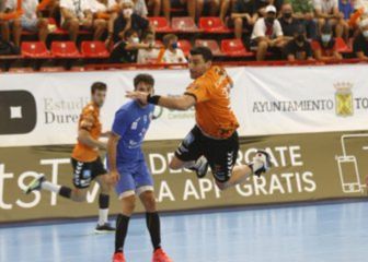 El Valladolid estropea la fiesta del debut del Torrelavega