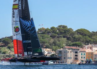 El Spain SailGP vuela en tercera posición en Saint-Tropez