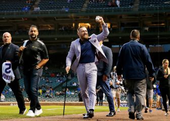 Saque de honor de McGregor en la MLB