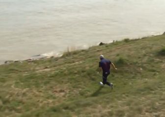 Jordan Spieth heads for Lake Michigan!