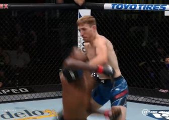 El KO fue tan raro que el VAR tuvo que entrar para anularlo: atentos a la secuencia...