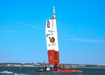 Gran susto: el F50 español vuelca y tiene que abandonar