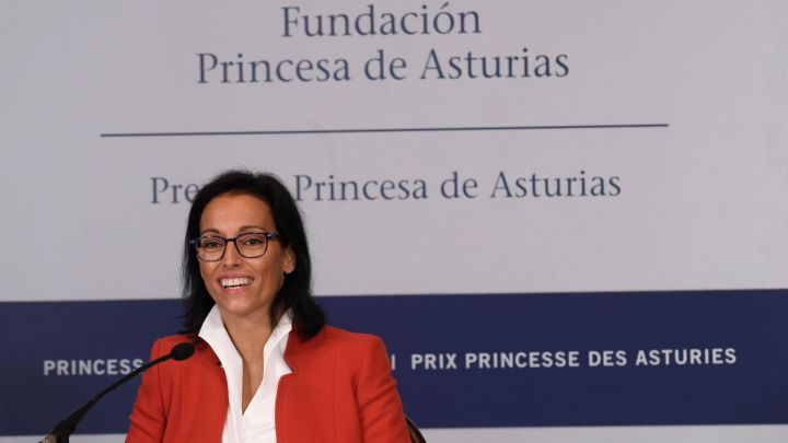 La nadadora Teresa Perales, ganadora de 27 medallas en cinco Juegos Paralímpicos, durante la rueda de prensa ofrecida este martes antes de recoger, el próximo viernes, el Premio Princesa de Asturias de los Deportes 2021.