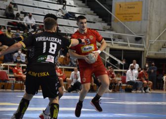 El Bada Huesca derrota, en el mejor partido, al Ademar León