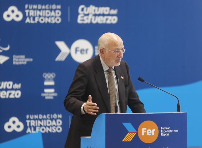 Juan Roig presenta el proyecto FER.