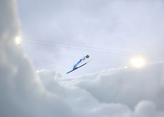 Volando sobre unas tablas de esquí