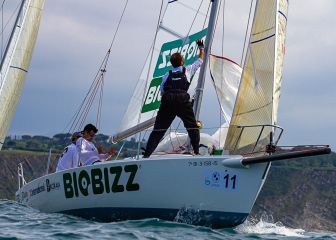 Un flojo viento sur condiciona la segunda jornada del I Trofeo Náutica Digital en el Abra