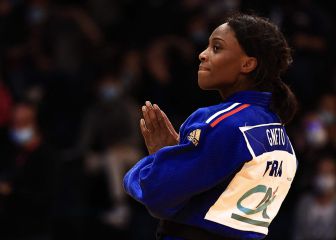 Descalifican a una judoka por combatir con un teléfono móvil