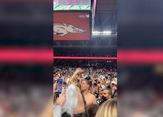 Su equipo gana al líder y la celebración del entrenador enamora a EEUU: locura total