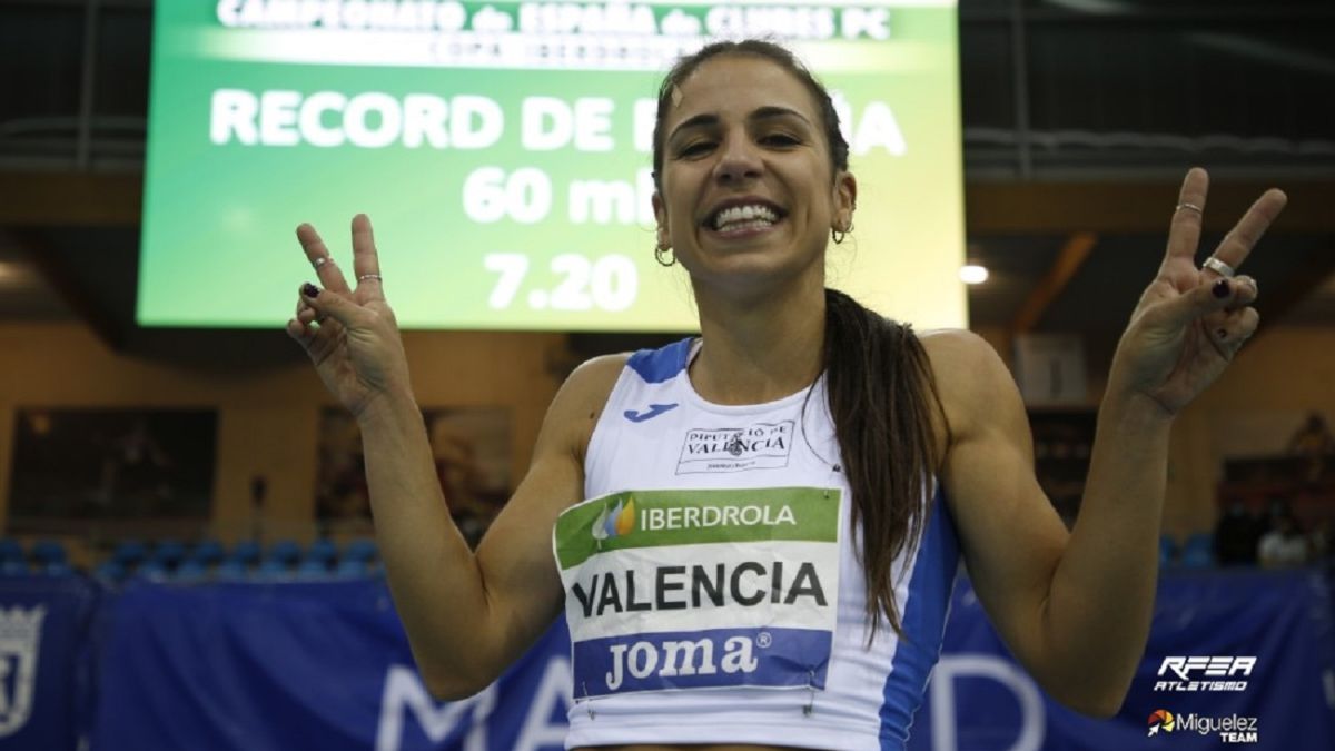 Maribel Pérez, con su récord a la espalda. 