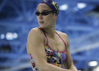 Mireia Belmonte regresa a la piscina con una discreta marca