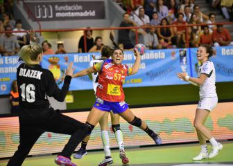 La extremo Paula Valdivia, novedad en la lista de Prades