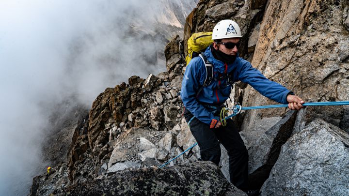 Descarrega no para de subir: cumbre en el Monte Kenia