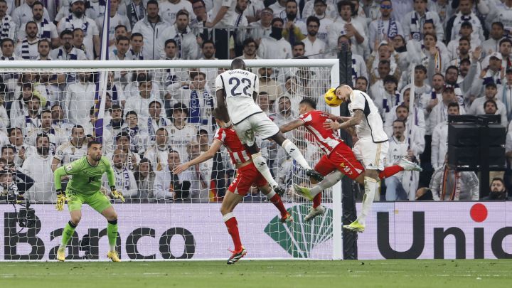 Las fotos de las jugadas clave del Real Madrid-Almería