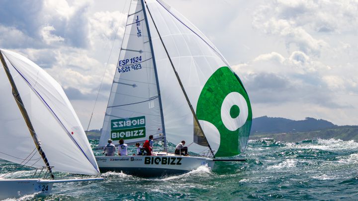 El Biobizz gana el Campeonato de Euskadi J80 en el Abra, con el Fhimasa subcampeón